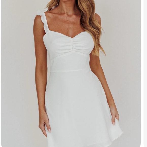 Selfie Leslie White Sweetheart Mini Dress - Picture 1 of 6